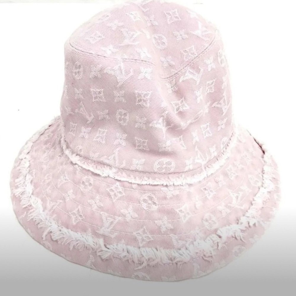 Louis Vuitton Light Pink Monogram Bucket Hat - size small